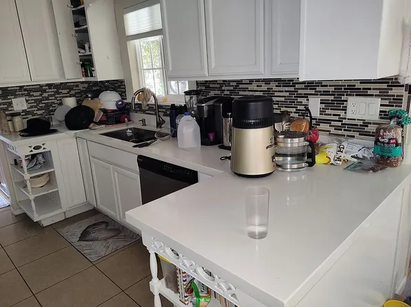 118 Kola St, Henderson, NV 89015