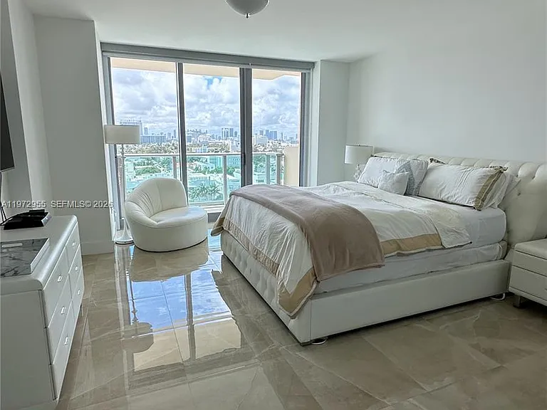 1455 Ocean Dr #1211 — Photo 5