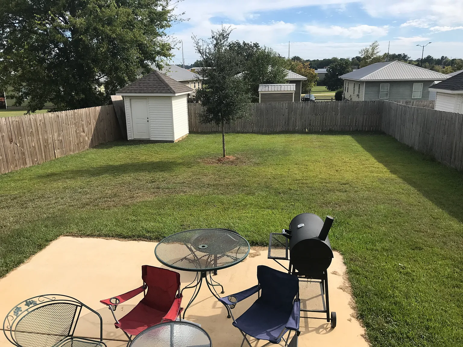4 bed, 4.5 bath, 2020 sqft, $2,400 — Photo 3