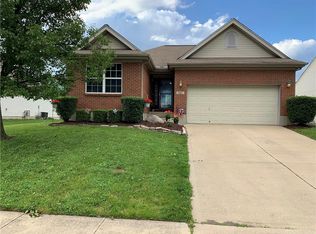 6421 Fountainhead Dr, Dayton, OH 45424