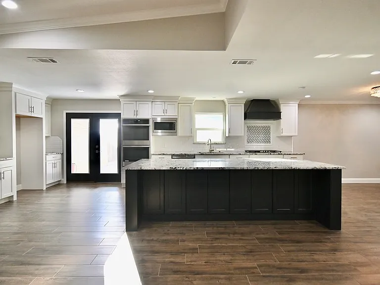2 Bentley Ct — Photo 3