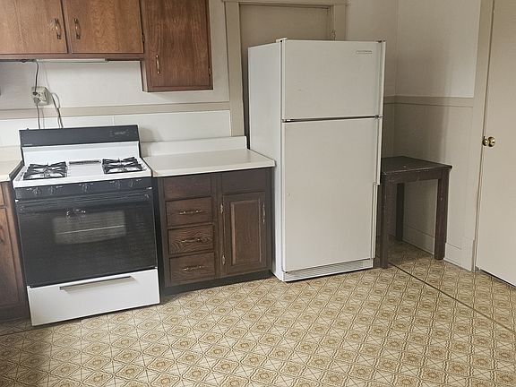 5th image of 769 S Ogden St Unit 2
