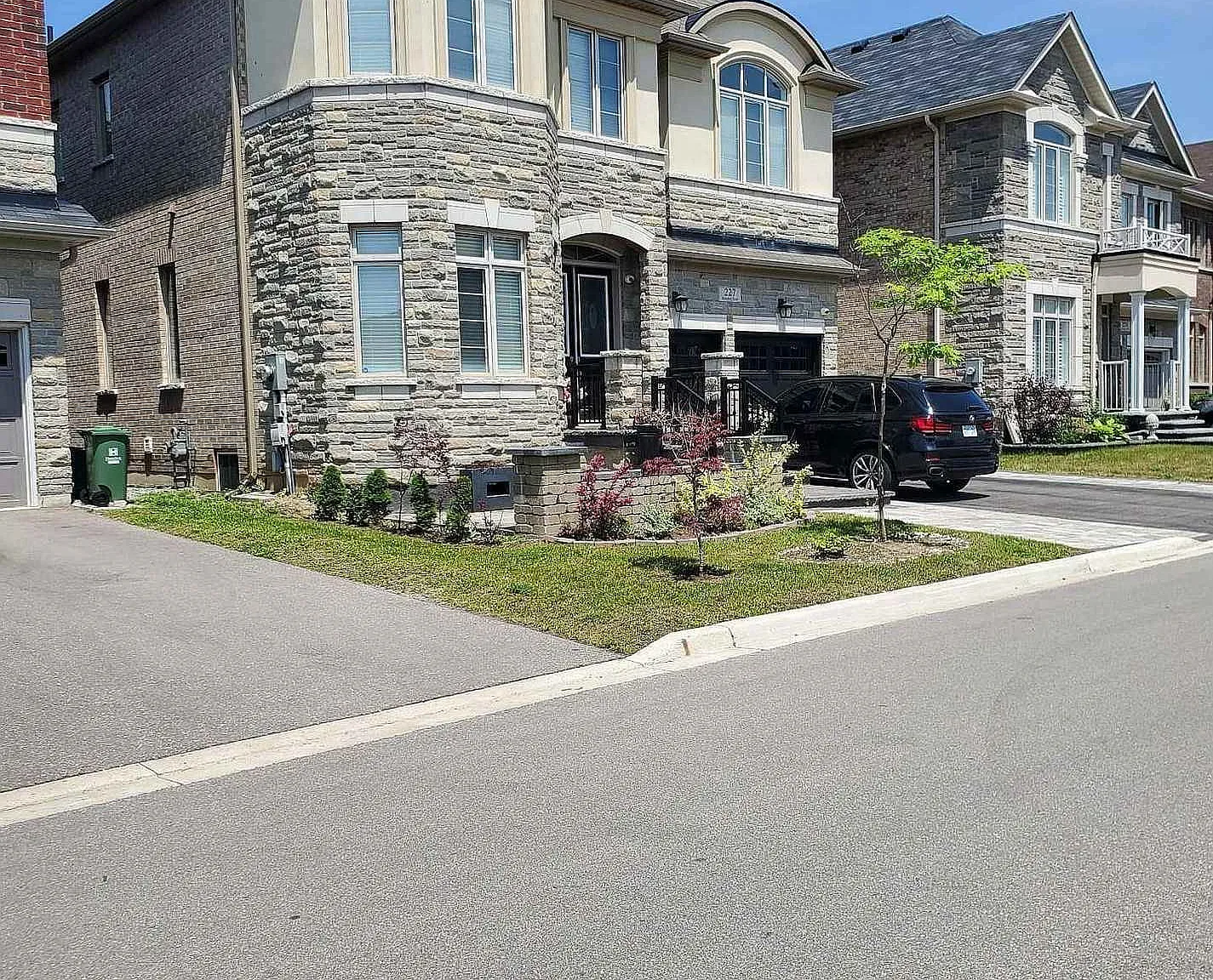 5 bed, $5,200 — Photo 1