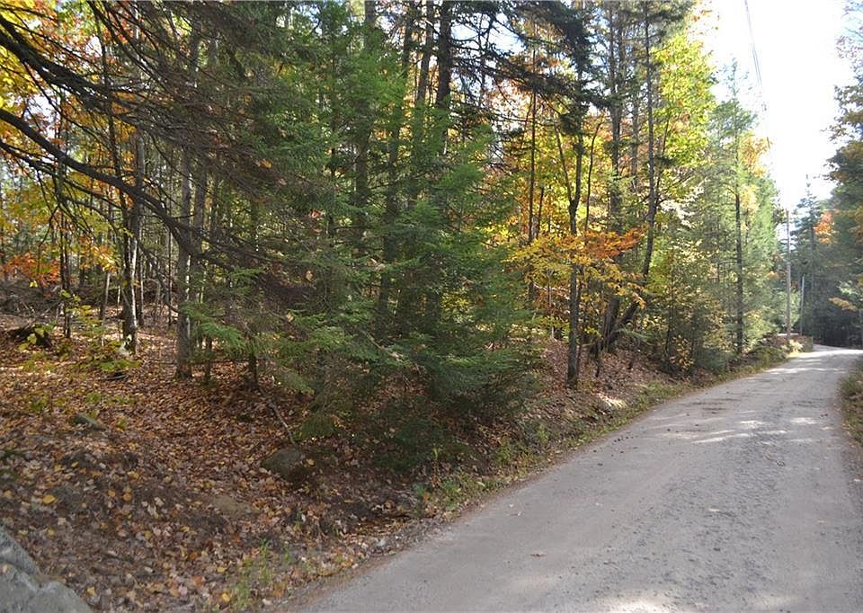 2nd image of 17d Houghton Pond Road Road