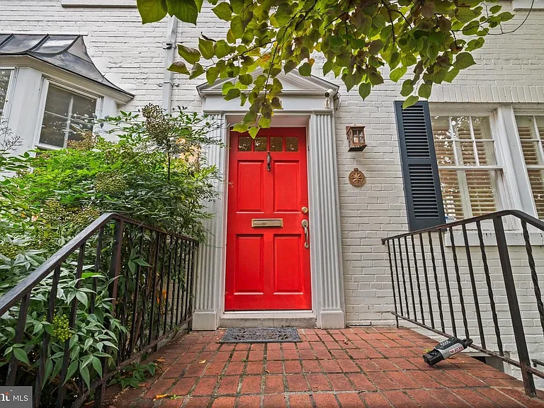 3301 Dent Pl NW — Photo 3