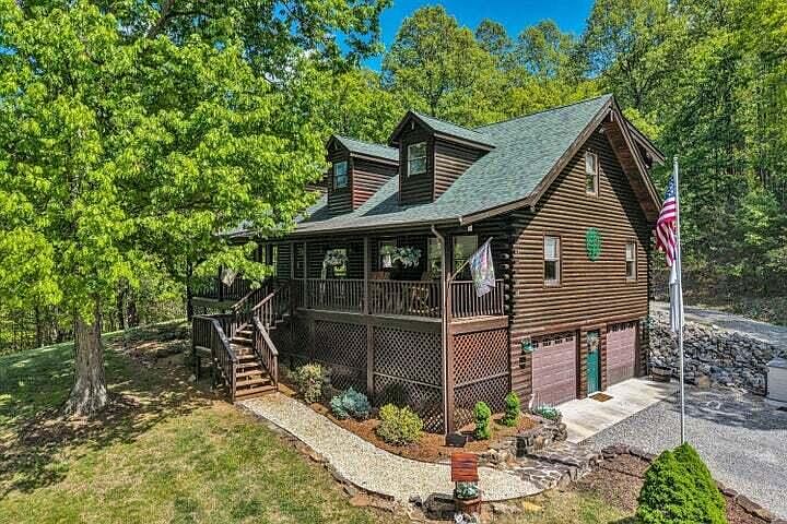 1st image of 634 Zimmerman Rd