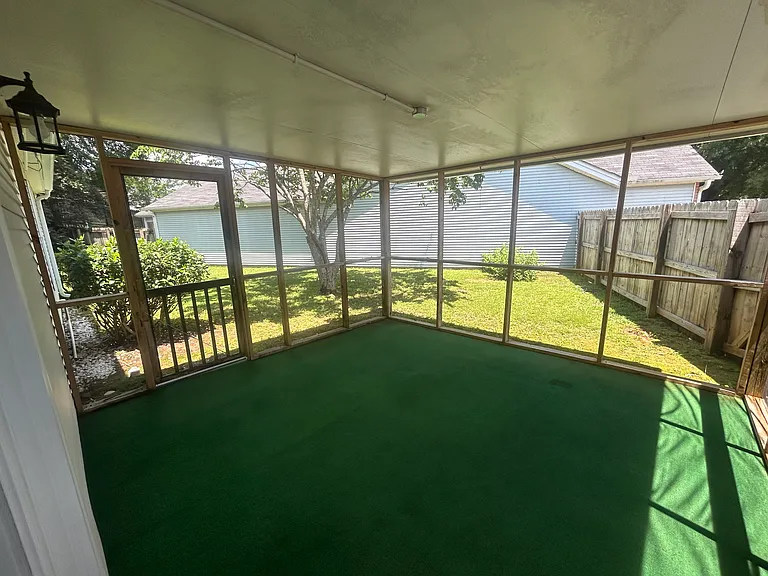 2445 Meadowlark Ln — Photo 17