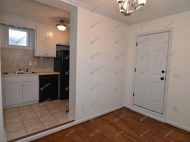 239 Greene St — Photo 11