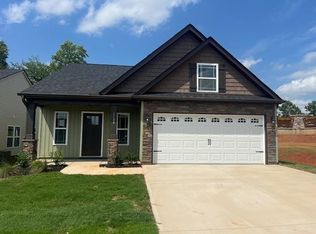 1108 Cleve Gosnell Ln, Spartanburg, SC 29303