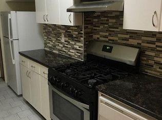 6093 69th Ave, Ridgewood, NY 11385