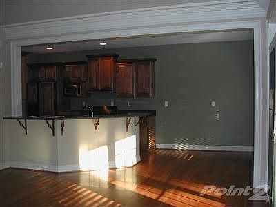 5th image of 1312 Wakehurst Ct
