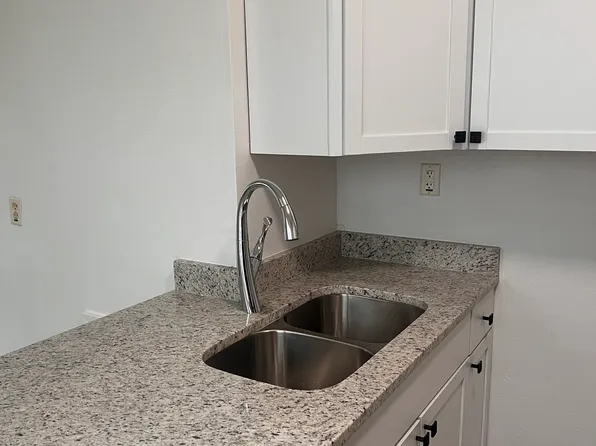 601 Lincoln Ave APT 5, Saint Paul, MN 55102