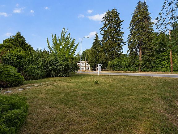 5th image of 3302 Pleasant Valley Rd