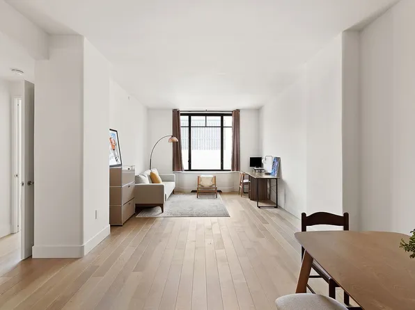 110 Charlton St #6B, New York, NY 10014