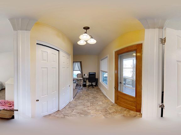 5th image of 1808 Prairie St