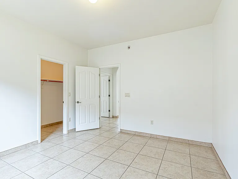 345 E Camino Del Abeto — Photo 14