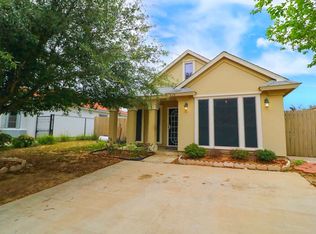 519 Mercado Ln, Laredo, TX 78043