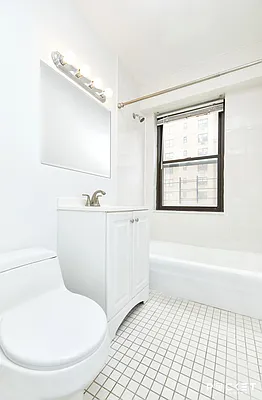 Rented by PocketBroker Inc | media 24