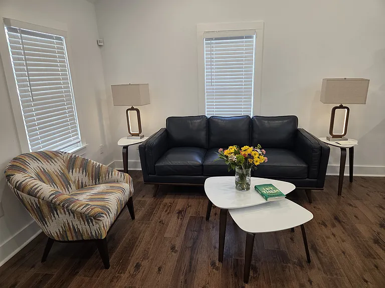755 Bonnie Brae Ave SW — Photo 5