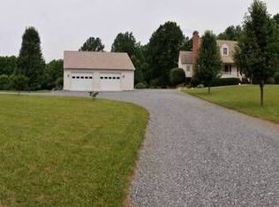 1341 Wingfield Dr, Goode, VA 24556