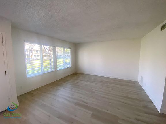 5th image of 1126 Longbranch Ct