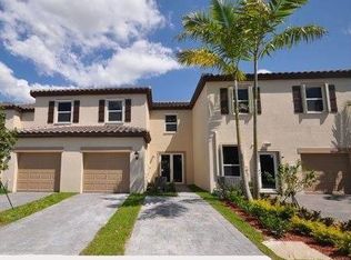 17063 SW 96th St, Miami, FL 33196