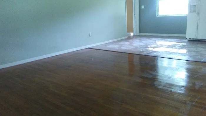 1202 Glen Ridge Dr — Photo 3