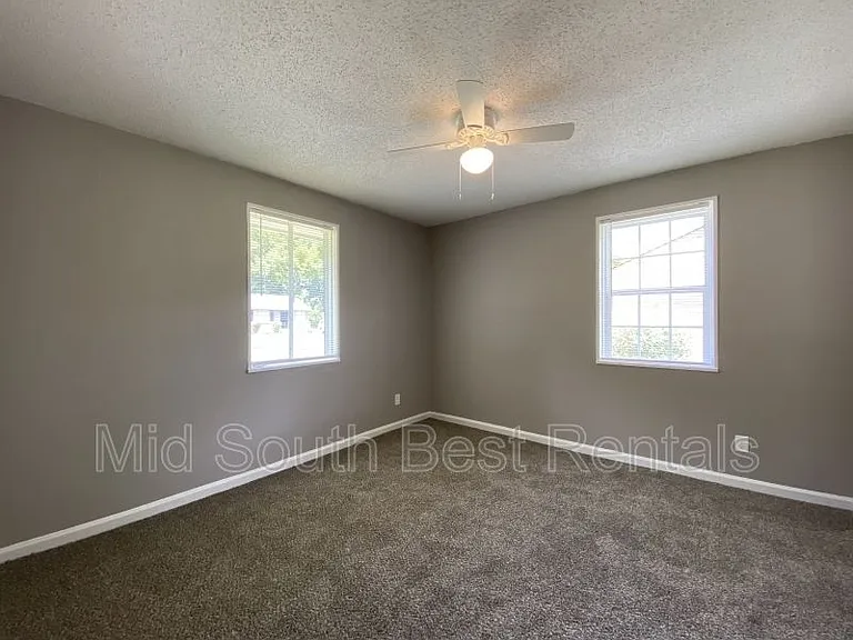2769 Jolson Ave — Photo 7