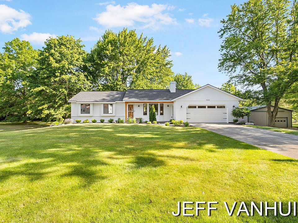 1st image of 9505 Crescent Dr