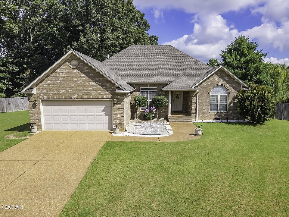 1st image of 87 Lennox Village Dr