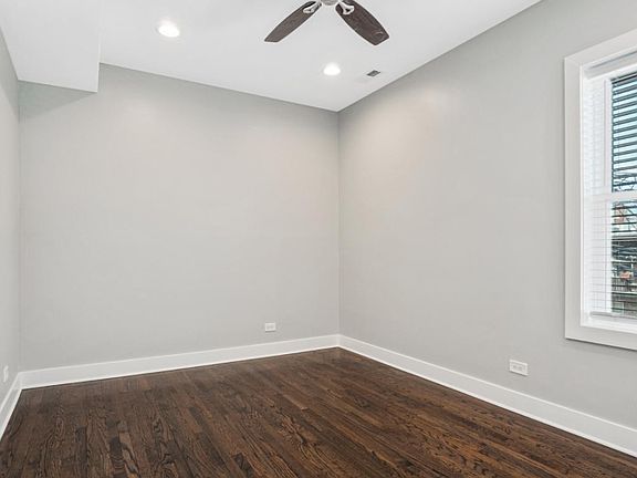 4th image of 5943 N Fairfield Ave #2