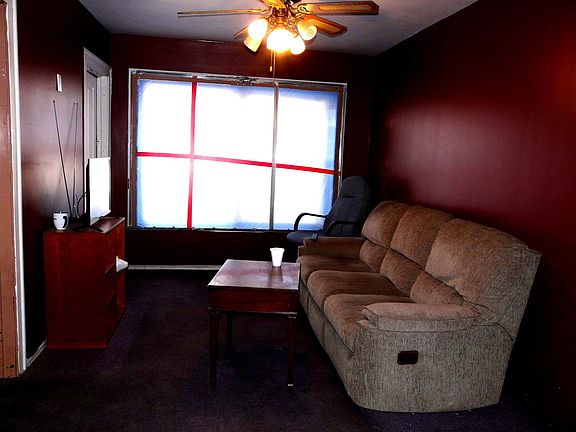 2nd image of 2621 S Sawyer Ave