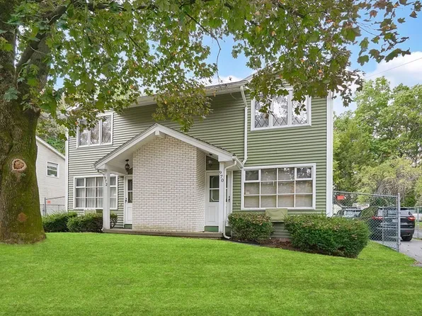 970-972 Grayson Dr, Springfield, MA 01119