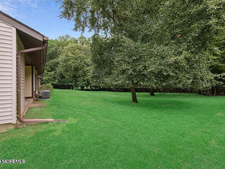 70 Overlook Way #E — Photo 2