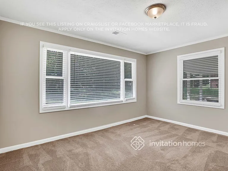 1808 Spring Rd — Photo 12