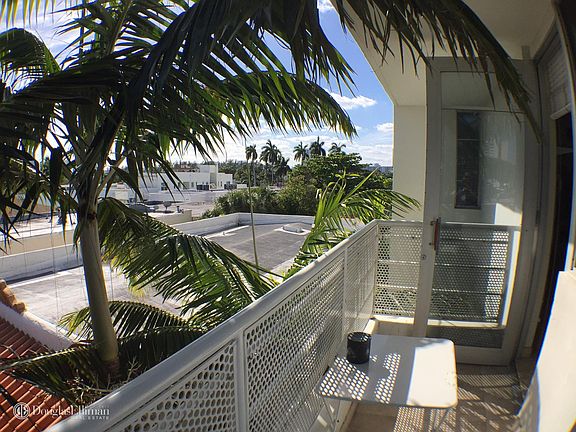 2nd image of 1532 Drexel Ave APT 402