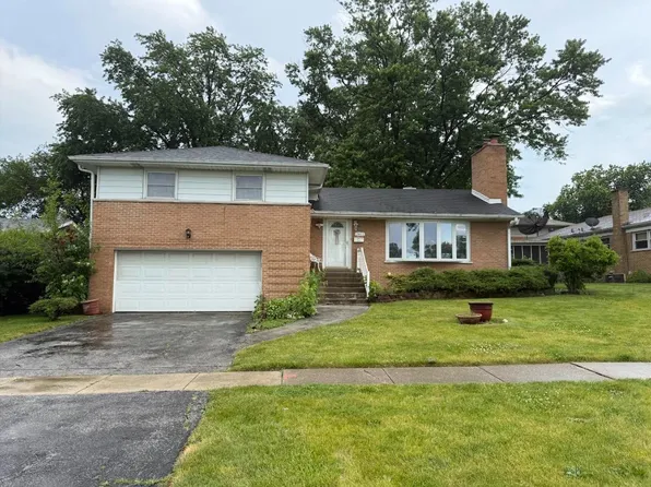 2611 171st St, Hazel Crest, IL 60429