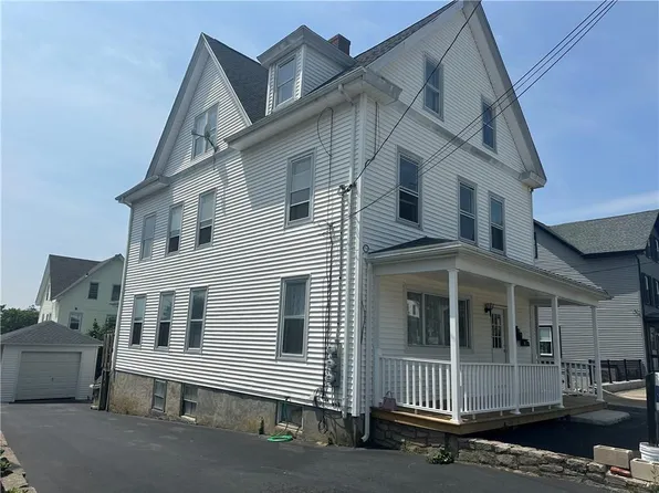 18 Summer St, Westerly, RI 02891