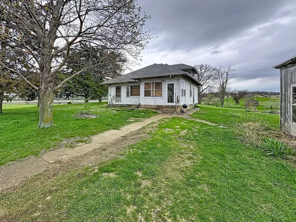 12694 Meredosia Rd, Albany, IL 61230