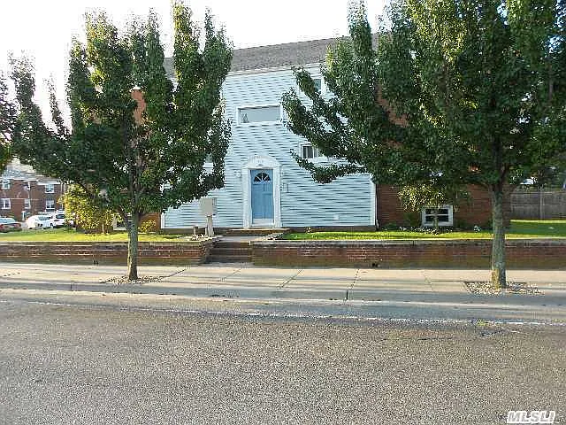 570 E Broadway #2A
