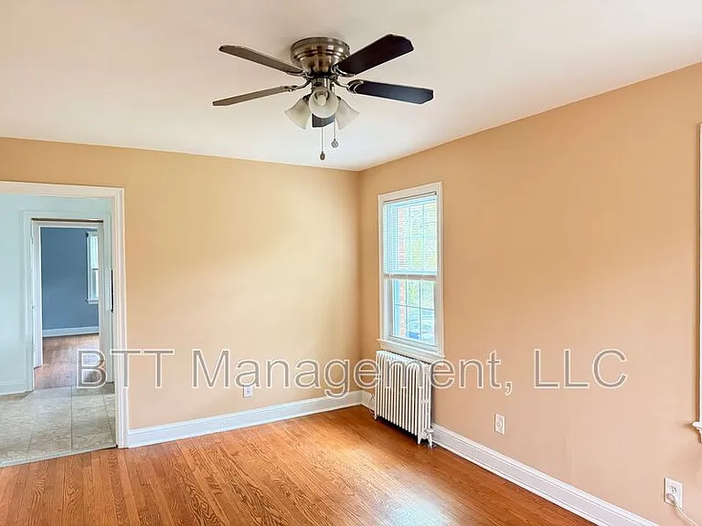 8401 Greenwood Ave #3 — Photo 86