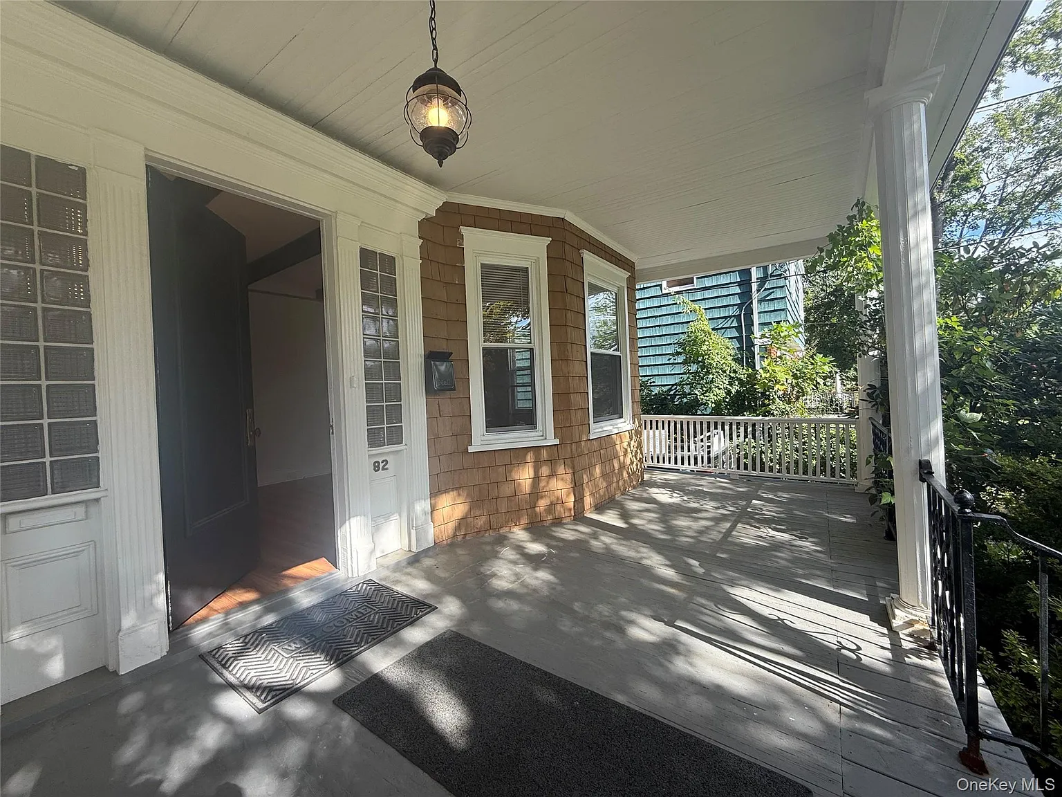 4 bed, 2.5 bath, 3219 sqft, $5,800 — Photo 3