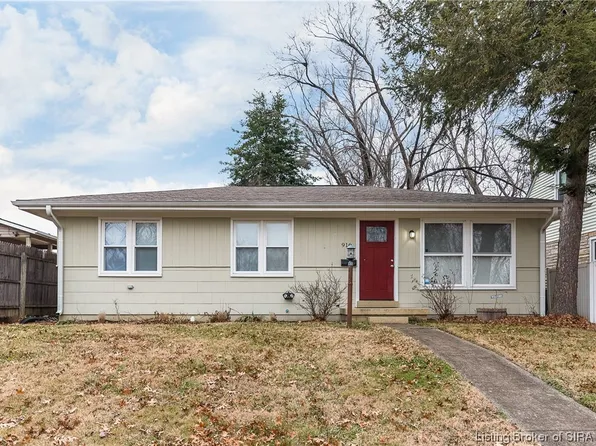 916 Randolph Ave, Clarksville, IN 47129