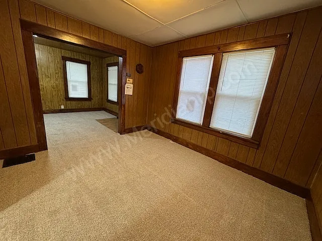 1517 Howell St — Photo 6