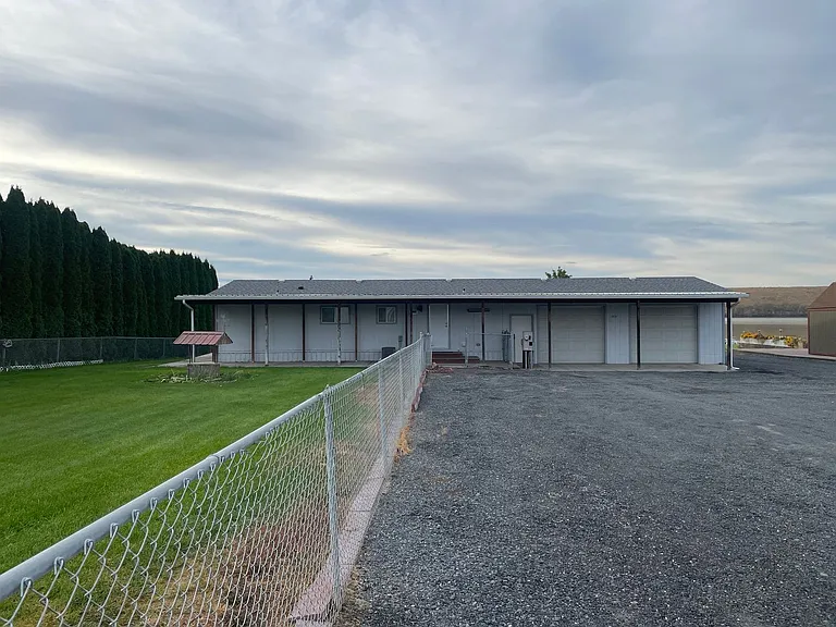 4431 Road 6.5 NE — Photo 3