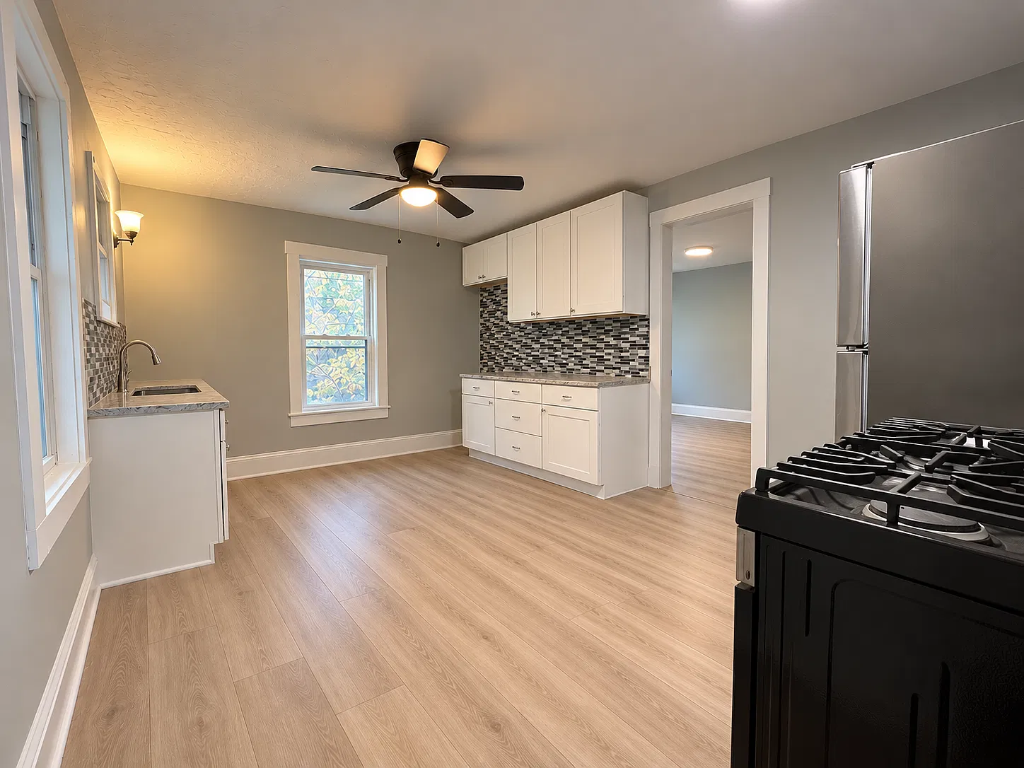 4 bed, 1800 sqft, $2,600 — Photo 2