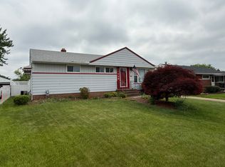 11329 Gabriella Dr, Parma, OH