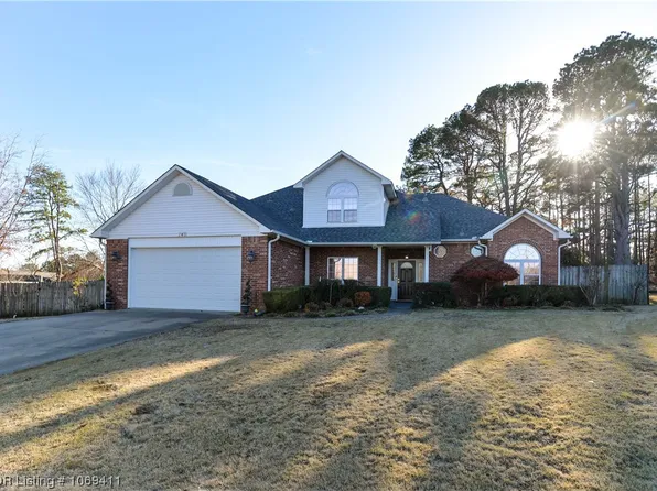 2411 L St, Barling, AR 72923