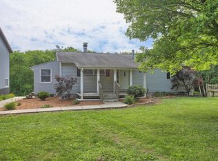 512 Witt Park Rd, Sidney, IL 61877