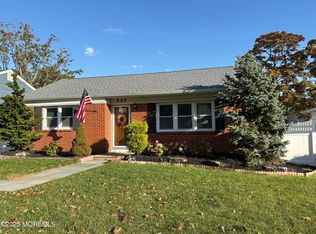 550 Crestview Ter, Point Pleasant Beach, NJ 08742